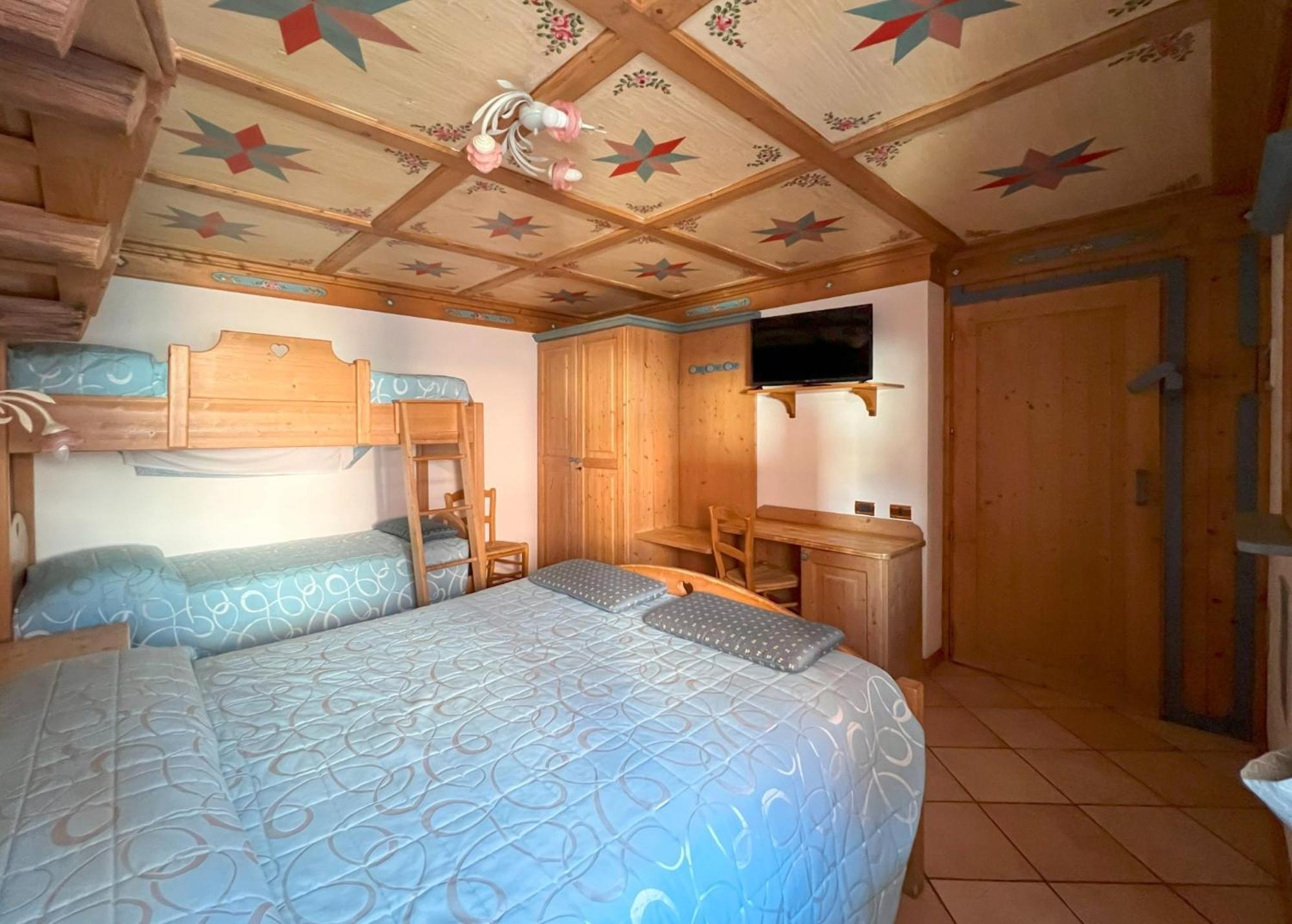 Hotel Residence Dahu Tonalepass Zimmer foto